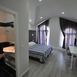 Rose Garden Otel